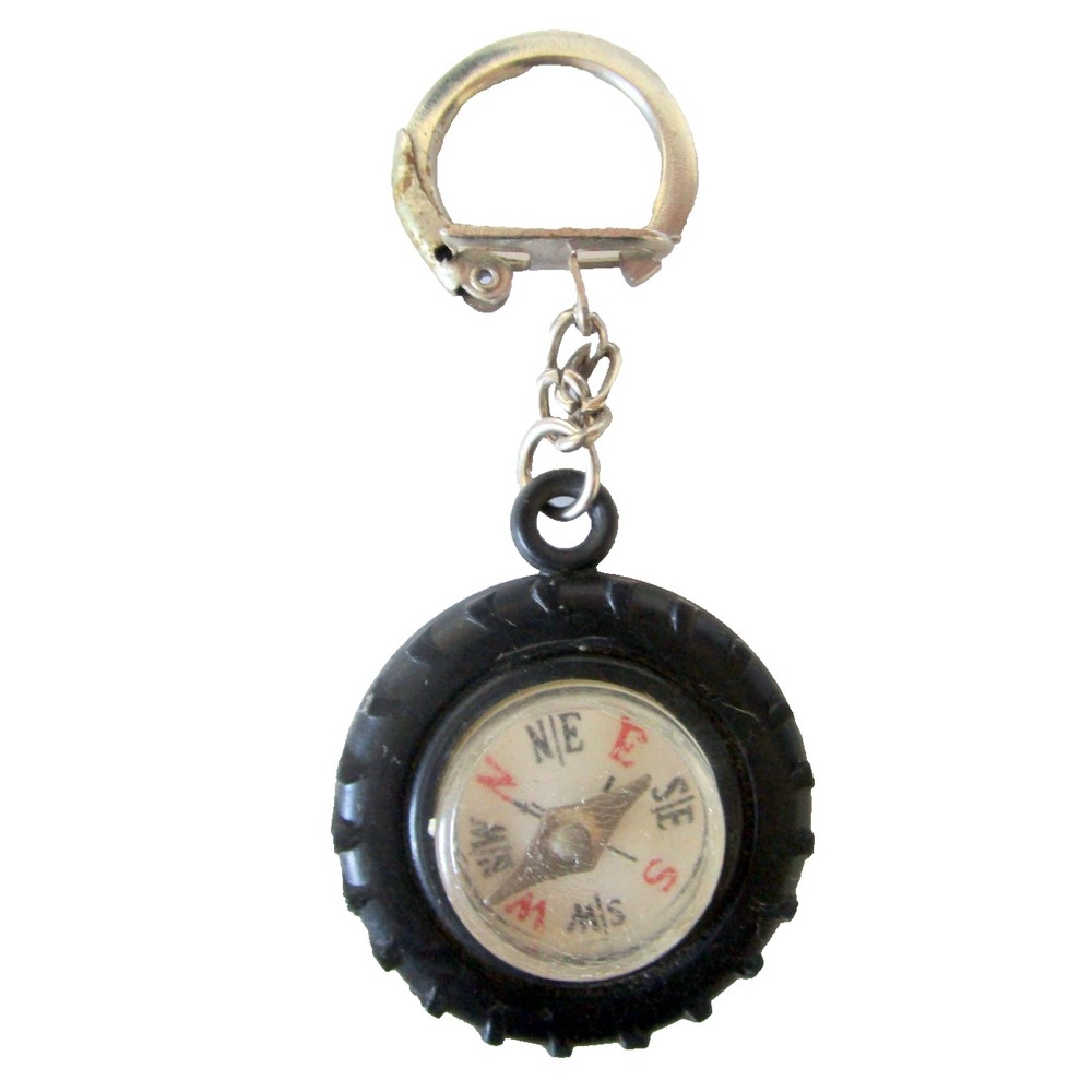 Vintage Advertising TIRE Compass Pocket Keychain Made in Hong Kong